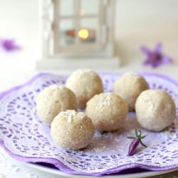 Ravai Laddu