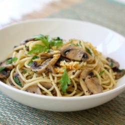 Spaghetti Aglio Olio with Mushroom
