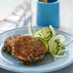 Salmon Quinoa Cakes