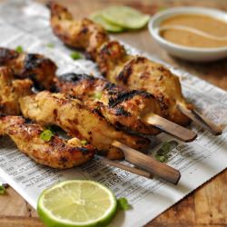 Chicken Satay WIth Peanut Sauce