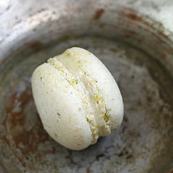 Pistachio Macaron