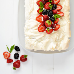 Marshmallow Pavlova Cake