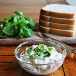 Basil Mayonnaise