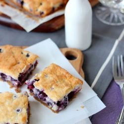 Berry Pie Bars