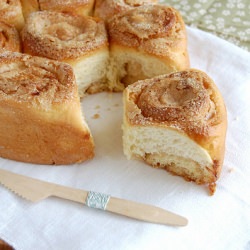 Lemon Brioche Rose Cake