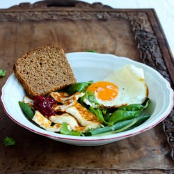 Salad with Halloumi Cheese