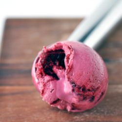 Blackcurrant Ripple Frozen Yogurt