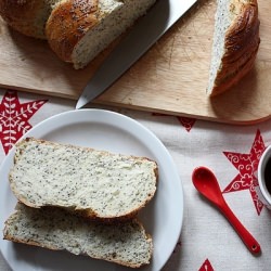 Vanilla & Poppy Seed Brioche