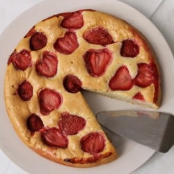 Strawberry Sponge