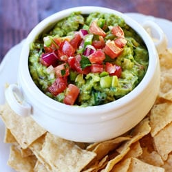 Fresh, Easy Guacamole