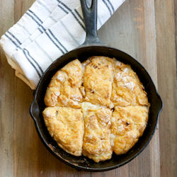 Chipotle Cheddar Biscuits