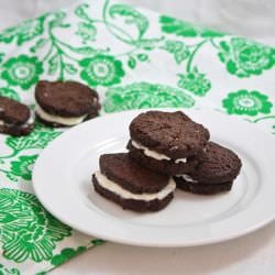 Healthy Homemade Oreos
