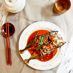 Indian Mackerel in Spicy Sauce
