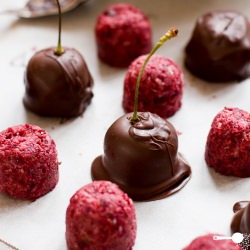 5 Ingredient Cherry Ripe Bites