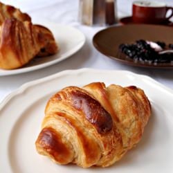 Croissants and Pan au Chocolat