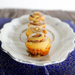 Mini Vanilla Cinnamon Rolls