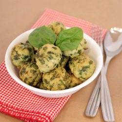 Spinach & Roasted Garlic Meatballs