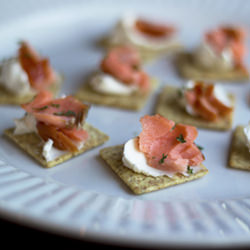 Salmon Cream Cheese Bites