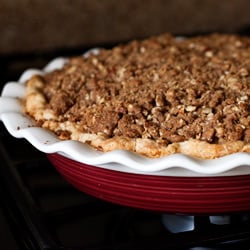 Peaches and Cream Crumble Top Pie