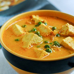 Tofu and Pea Curry
