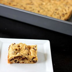 Peanut Butter Chocolate Chip Bars