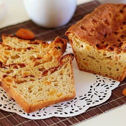 Apricot and Pineapple Bread