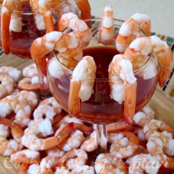 Shrimp w/ Cocktail Sauce