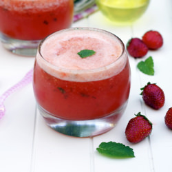 Strawberry & Pineapple Shake with