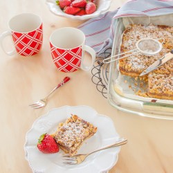 Strawberry Crumble Bars