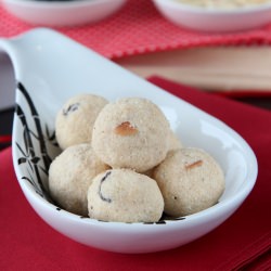 Rava Ladoo
