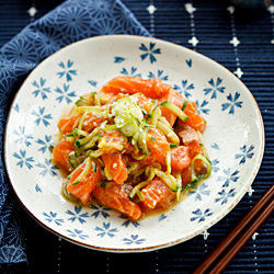 Marinated Salmon Sashimi Salad