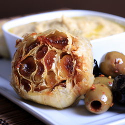 White Bean & Roasted Garlic Spread