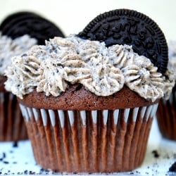 Cookies & Cream Cupcakes