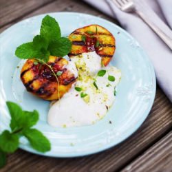 Grilled Peaches and Cream