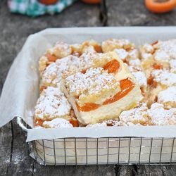 Cake with Cheese and Apricots