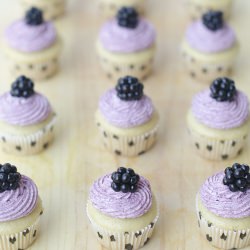 Blackberry Vanilla Cupcakes