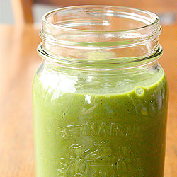 Matcha Mango Pineapple Smoothie