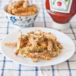 Baked Parmesan Zucchini Fries