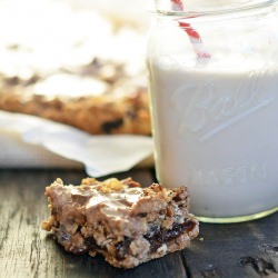 Bourbon Raisin Bars