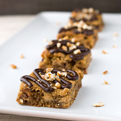 Chocolate Pretzel PB Blondies