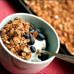 Homemade Cinnamon Granola