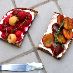 Toast with Warm Fruit