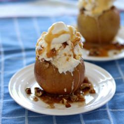 Baked Apples a la Mode