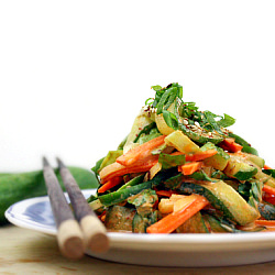 Creamy and Spicy Asian Slaw