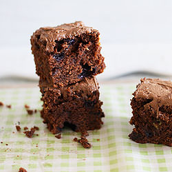 Chocolate Blueberry Fudge Cake