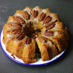Squash and Cinnamon Bundt Cake