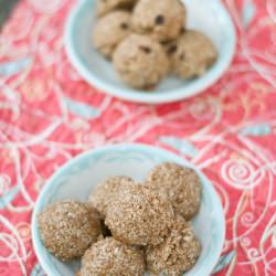 Coconut Protein Macaroons