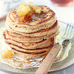 Spiced Pancakes & Apple Maple Syrup