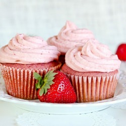 Sweet Strawberry Cupcakes