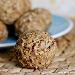 Peanut Butter Protein Balls